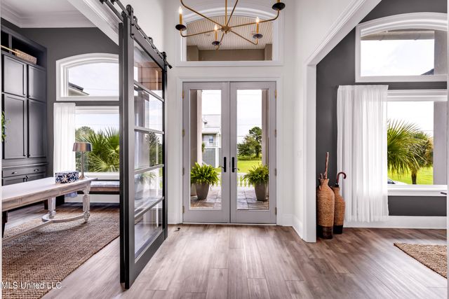 15621 Rue Dauphine Circle, Biloxi, MS 39532