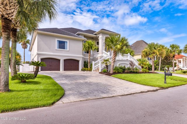15621 Rue Dauphine Circle, Biloxi, MS 39532