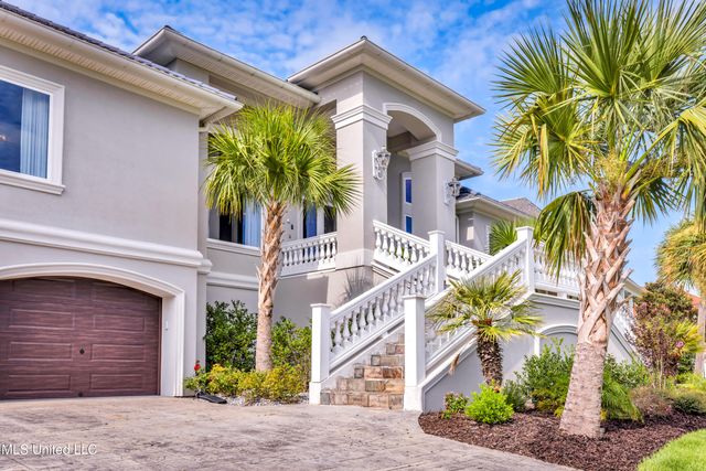 15621 Rue Dauphine Circle, Biloxi, MS 39532