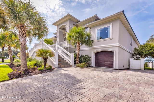 15621 Rue Dauphine Circle, Biloxi, MS 39532