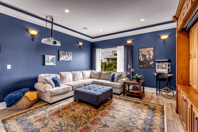 15621 Rue Dauphine Circle, Biloxi, MS 39532