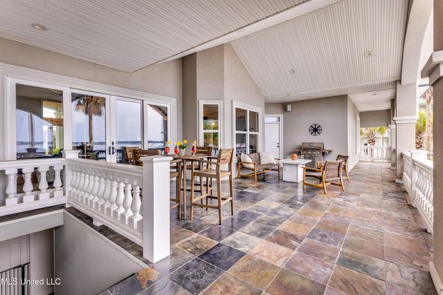 15621 Rue Dauphine Circle, Biloxi, MS 39532