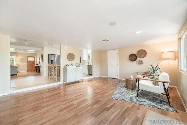1015 Gamble Ln, Escondido, CA 92029