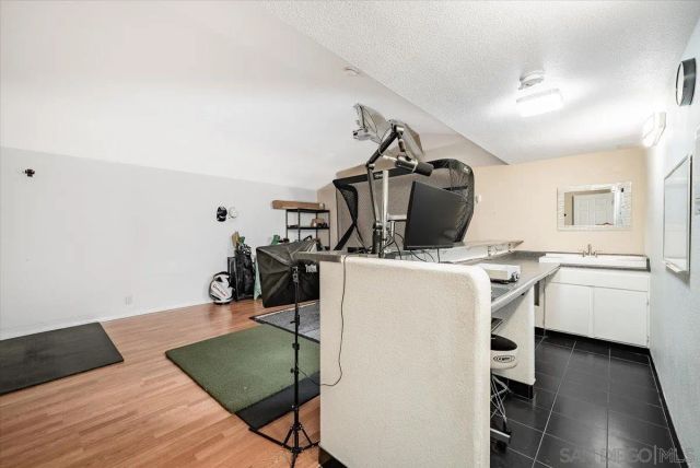1015 Gamble Ln, Escondido, CA 92029