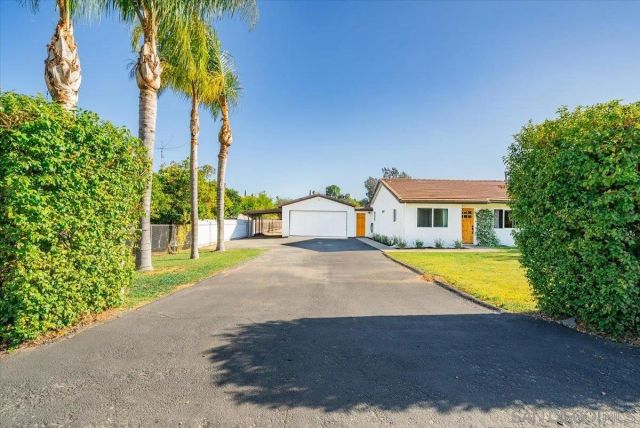 1015 Gamble Ln, Escondido, CA 92029