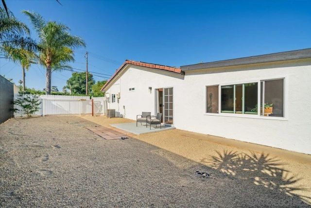 1015 Gamble Ln, Escondido, CA 92029