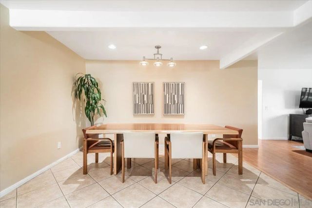 1015 Gamble Ln, Escondido, CA 92029
