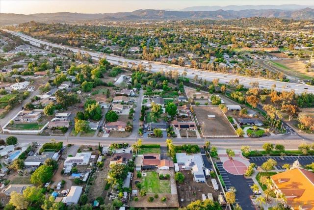 1015 Gamble Ln, Escondido, CA 92029