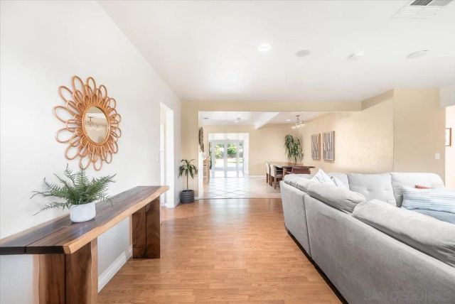 1015 Gamble Ln, Escondido, CA 92029