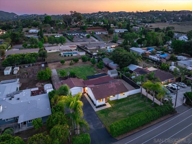 1015 Gamble Ln, Escondido, CA 92029