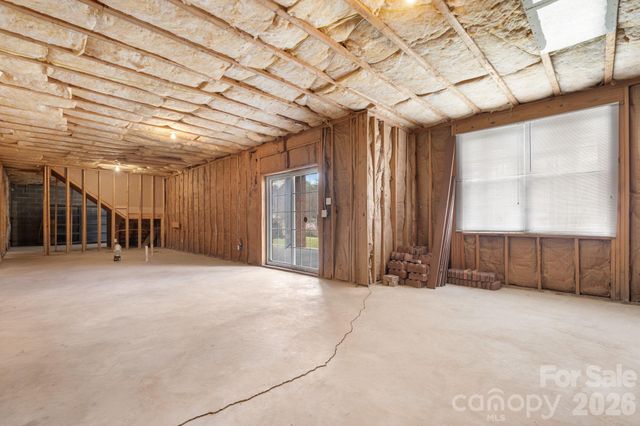 215 Browning Drive, Taylorsville, NC 28681