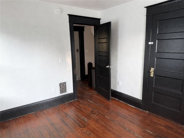 52 Winterroth, Rochester, NY 14609