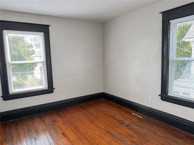 52 Winterroth, Rochester, NY 14609