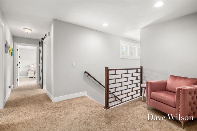 6699 Summer Meadows Drive, Rockford, MI 49341
