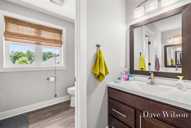 6699 Summer Meadows Drive, Rockford, MI 49341