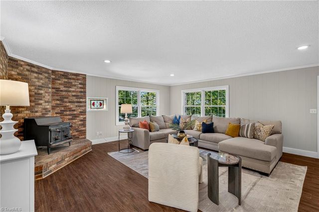 1142 Manning Street, Eden, NC 27288