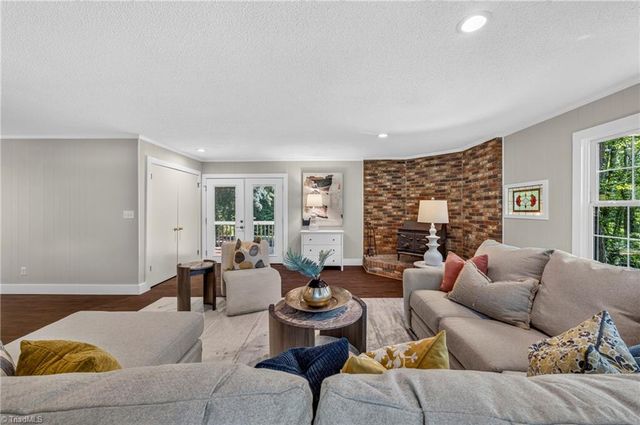 1142 Manning Street, Eden, NC 27288