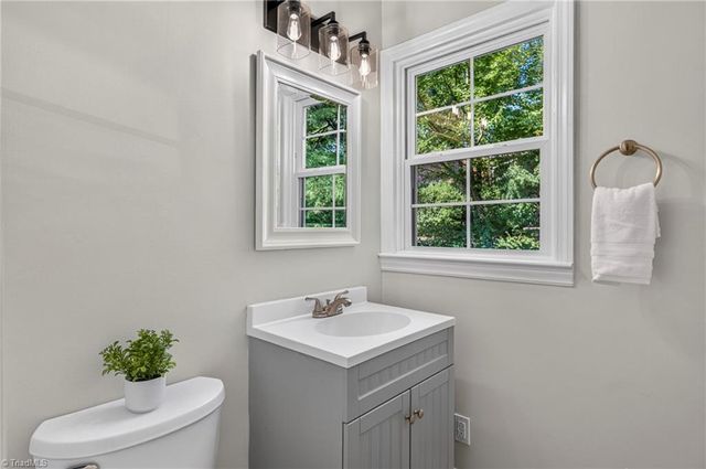1142 Manning Street, Eden, NC 27288
