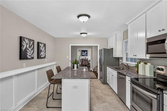 1142 Manning Street, Eden, NC 27288