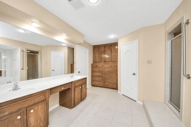 820 Wood Bridge Circle, Sugar Land, TX 77498