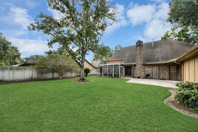 820 Wood Bridge Circle, Sugar Land, TX 77498