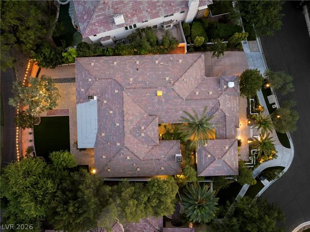 304 North Royal Ascot Drive, Las Vegas, NV 89144