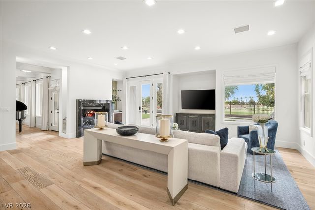 304 North Royal Ascot Drive, Las Vegas, NV 89144