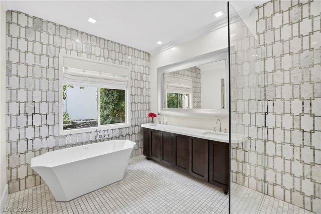 304 North Royal Ascot Drive, Las Vegas, NV 89144
