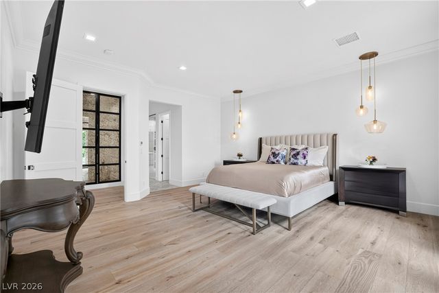 304 North Royal Ascot Drive, Las Vegas, NV 89144