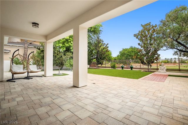 304 North Royal Ascot Drive, Las Vegas, NV 89144