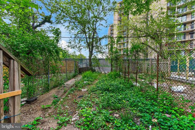 5217 SAINT CHARLES AVE, Baltimore, MD 21215