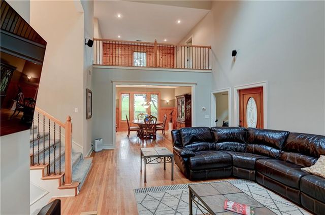 4108 NW 73rd Street, Kansas City, MO 64151