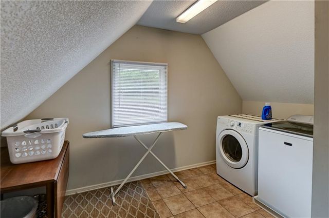 4108 NW 73rd Street, Kansas City, MO 64151