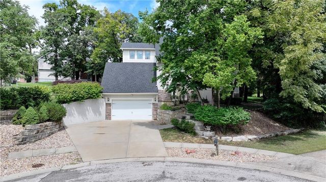 4108 NW 73rd Street, Kansas City, MO 64151