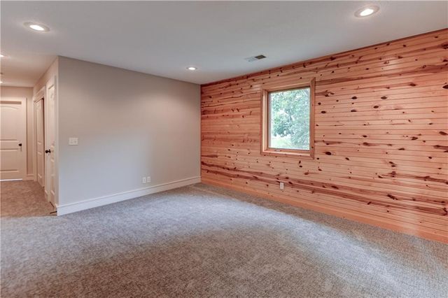 4108 NW 73rd Street, Kansas City, MO 64151