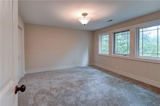 4108 NW 73rd Street, Kansas City, MO 64151