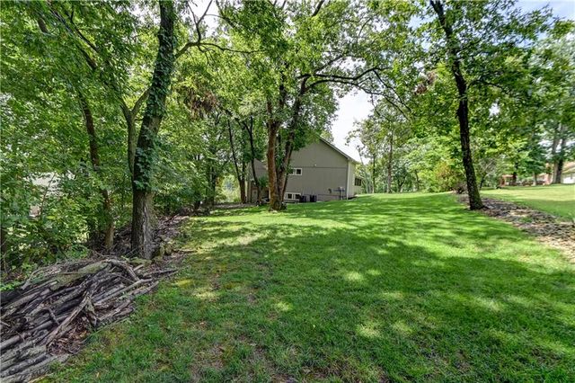 4108 NW 73rd Street, Kansas City, MO 64151