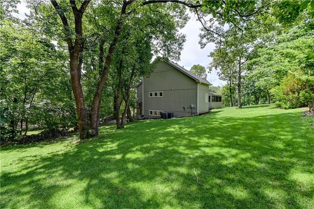 4108 NW 73rd Street, Kansas City, MO 64151