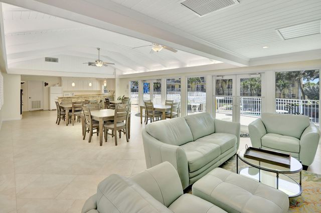 2000 S Ocean Lane 13, Fort Lauderdale, FL 33316