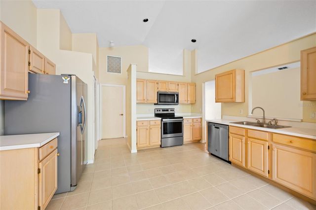 2419 MAYWOOD STREET, Eustis, FL 32726