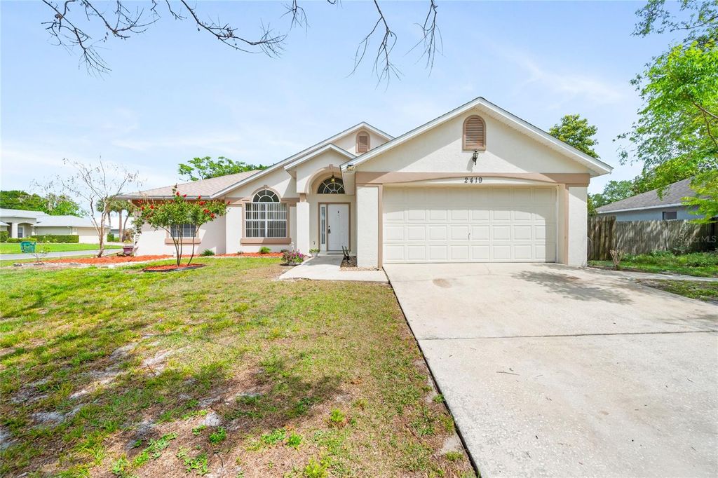 2419 MAYWOOD STREET, Eustis, FL 32726