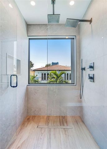 3086 Indiana St, Miami, FL 33133