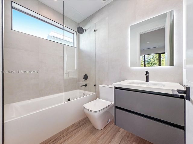 3086 Indiana St, Miami, FL 33133