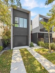 3086 Indiana St, Miami, FL 33133