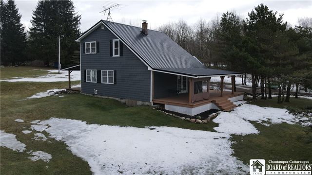 2628 Meadows Road, Arkwright, NY 14718