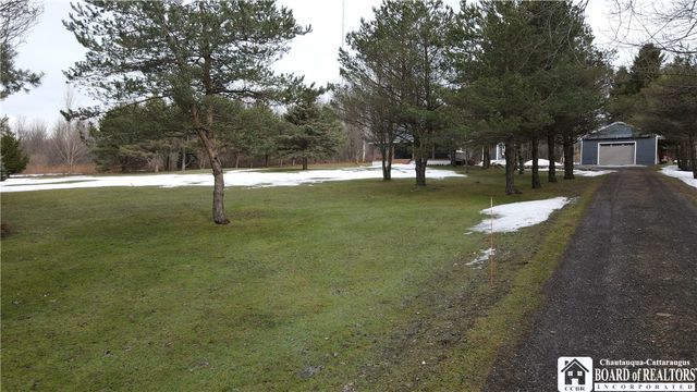 2628 Meadows Road, Arkwright, NY 14718