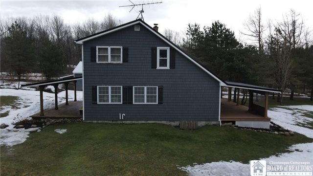 2628 Meadows Road, Arkwright, NY 14718