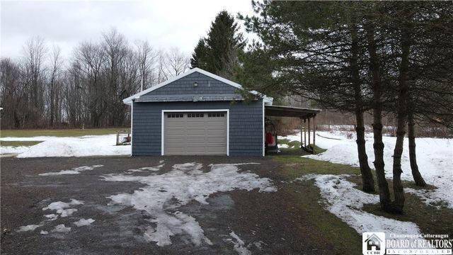 2628 Meadows Road, Arkwright, NY 14718