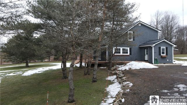 2628 Meadows Road, Arkwright, NY 14718