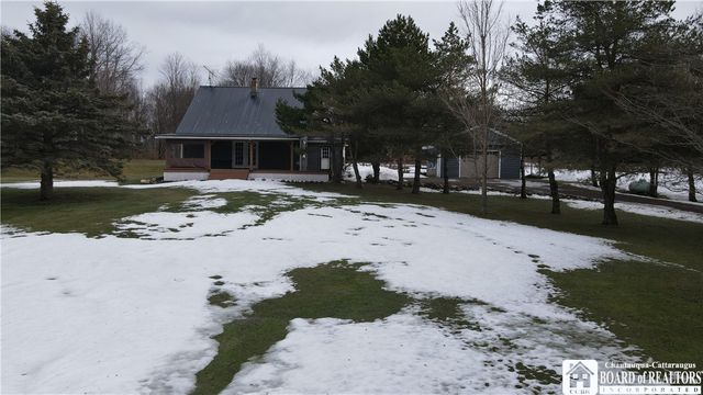 2628 Meadows Road, Arkwright, NY 14718